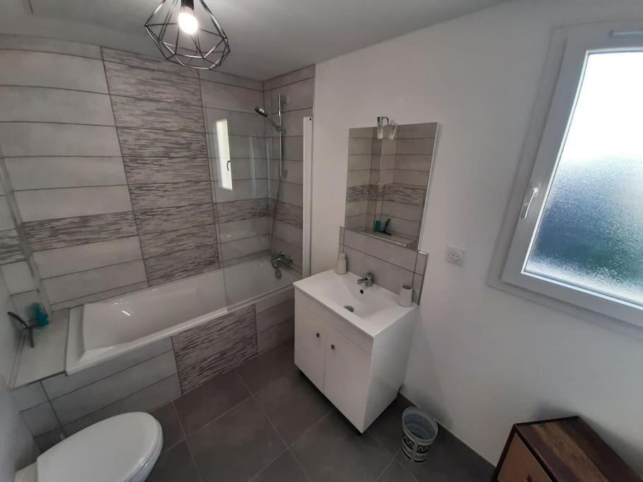 Maison Neuve Tout Equipee Tourville-sur-Odon Екстериор снимка